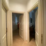 Rent 4 bedroom apartment of 90 m² in Modena