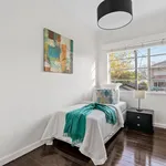 Rent 3 bedroom apartment in Elwood