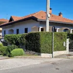 Rent 5 bedroom house of 193 m² in Gazzada Schianno