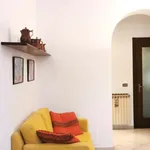 Rent 3 bedroom apartment of 80 m² in Milan