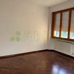 Affitto 2 camera appartamento di 85 m² in Lucca