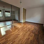 Appartement de 95 m² avec 2 chambre(s) en location à Etalle