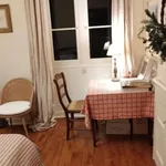 Rent 1 bedroom apartment of 10 m² in Nice