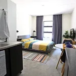 Rent 1 bedroom apartment in Johannesburg