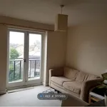 Rent 2 bedroom apartment in Yorkshire And The Humber