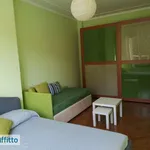 Rent 3 bedroom apartment of 80 m² in Genoa