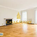 Rent 4 bedroom apartment of 105 m² in Milan