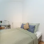 Rent 4 bedroom apartment of 85 m² in Berlin