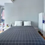 Rent a room in lisbon