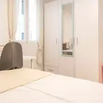 Rent 4 bedroom apartment in Madrid