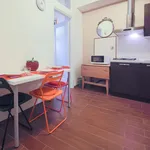 Rent 1 bedroom apartment of 50 m² in Florence