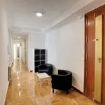 Rent a room of 155 m² in madrid