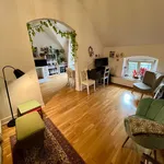 Rent 1 bedroom apartment of 90 m² in Dusseldorf