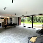 Rent 3 bedroom house of 2200 m² in Tielt