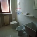 Rent 4 bedroom house of 160 m² in 72
 
 Berbenno