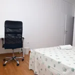 Rent 4 bedroom apartment in Piraeus