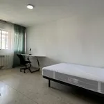 Rent 5 bedroom apartment in Granada