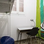 Rent 4 bedroom apartment in Barcelona