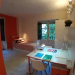 Rent a room of 30 m² in granada