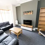 Rent 4 bedroom house in Leeds