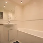 Rent 2 bedroom flat in London