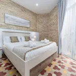 Rent a room of 90 m² in valencia