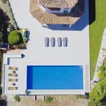 Rent 5 bedroom house of 280 m² in Estepona