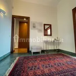 Rent 5 bedroom house of 326 m² in Rome