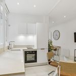 Appartement de 320 m² avec 1 chambre(s) en location à Paris