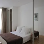 Rent 3 bedroom apartment of 90 m² in Paris