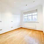Rent 3 bedroom flat in Bracknell