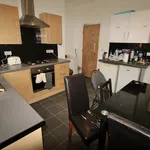 Rent 5 bedroom house in Leeds