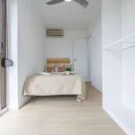 Rent a room of 130 m² in valencia