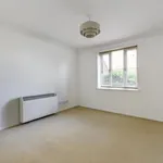 Flat to rent in High Wycombe, Buckinghamshire HP11