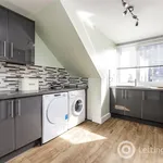 Rent 2 bedroom flat in Olney