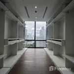 Rent 2 bedroom apartment of 110 m² in Bangkok