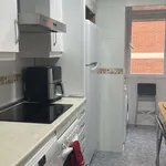 Rent a room of 44 m² in madrid