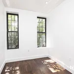 Rent 3 bedroom apartment in Brooklyn