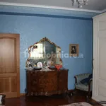 Rent 4 bedroom apartment of 152 m² in Rome