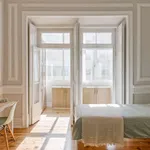 Rent a room in lisbon