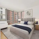 Rent 2 bedroom apartment in Manhattan