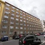 Rent 2 bedroom apartment of 52 m² in Prague