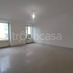 Affitto 3 camera appartamento di 100 m² in Albano Laziale