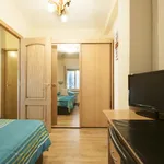 Rent 3 bedroom apartment in Madrid