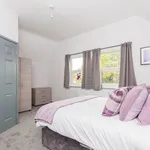 Rent 4 bedroom house in Yorkshire And The Humber