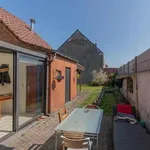 Maison de 280 m² avec 2 chambre(s) en location à Aalst