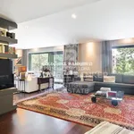 Rent 5 bedroom apartment of 450 m² in Barcelona