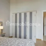 Rent 1 bedroom apartment of 40 m² in Florence