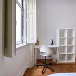 Rent a room in lisbon