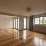 Miete 5 Schlafzimmer wohnung von 121 m² in Vienna